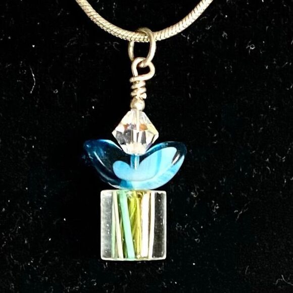 WY# “Bluebird on His Perch” Crystal & Sterling 925 Silver Chain Necklace - Picture 5 of 8